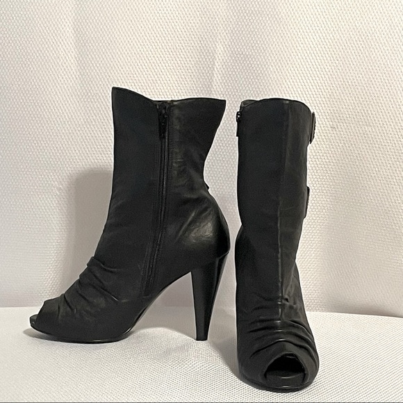 Black leather Chinese Laundry Peep Toe Bootie Size 9 - Picture 4 of 7